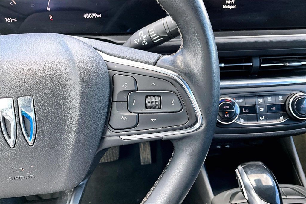 Used 2025 Buick Envista Preferred w/ Convenience I Package FWD image 12