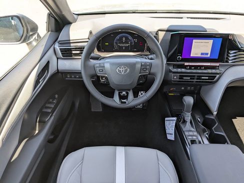 New 2026 Toyota Camry SE w/ Convenience Package FWD image 14