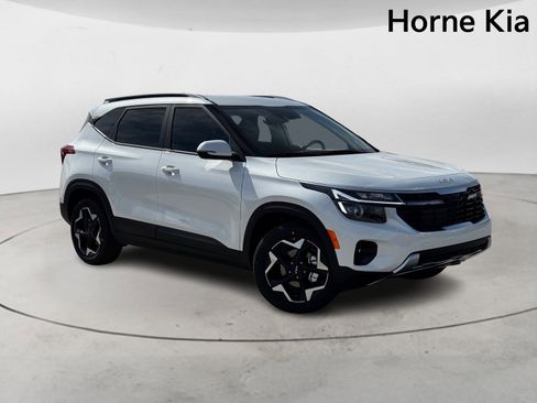 New 2026 Kia Seltos S image 2
