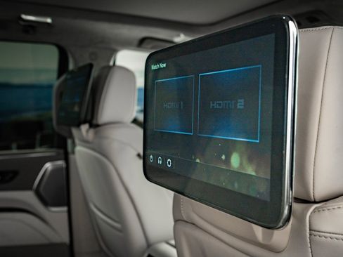 Used 2023 Cadillac Escalade Premium Luxury Platinum image 49