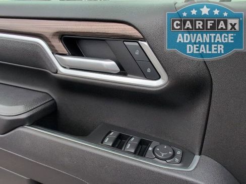 Certified 2025 Chevrolet Silverado 1500 LT AWD/4WD image 15