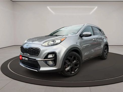 Used 2020 Kia Sportage S FWD image 4