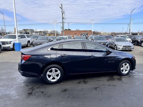 Used 2022 Chevrolet Malibu LS image 9
