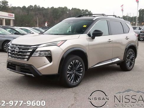 New 2026 Nissan Rogue Platinum w/ Platinum Premium Package AWD/4WD image 3