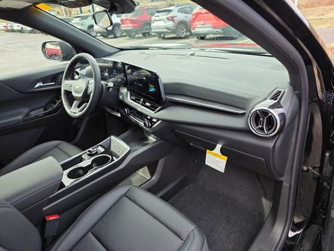 New 2026 Chevrolet Equinox LT w/ Convenience Package II image 19