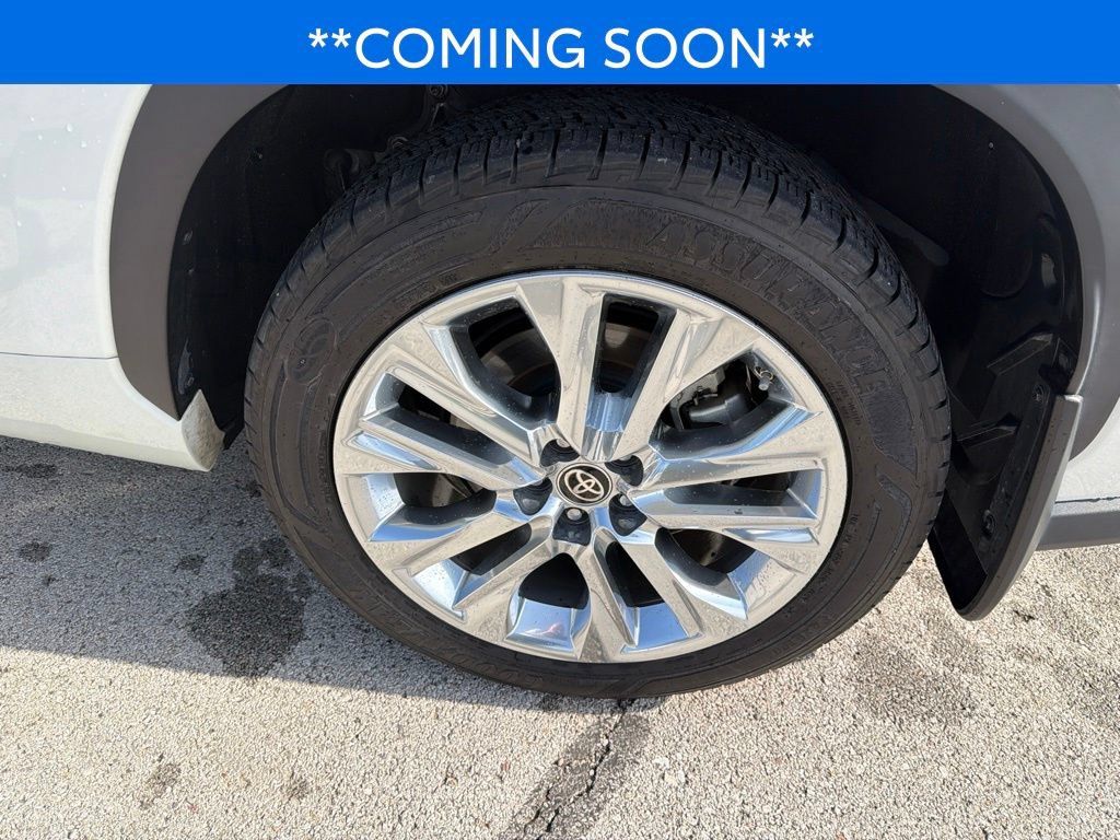 Used 2021 Toyota Highlander Limited AWD/4WD image 21