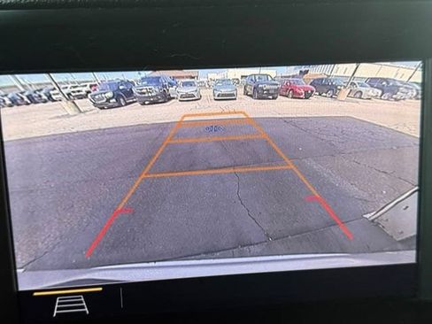 Used 2020 GMC Terrain SLT w/ Preferred Package FWD image 2