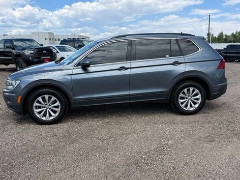 Used 2019 Volkswagen Tiguan SE w/ 3rd Row Seat Package AWD/4WD image 2