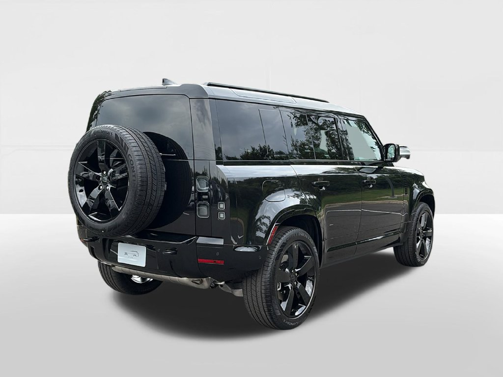 New 2026 Land Rover Defender 110 X-Dynamic SE AWD/4WD image 5