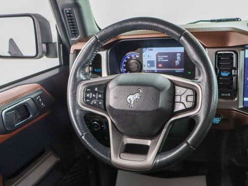 Used 2022 Ford Bronco Outer Banks AWD/4WD image 13