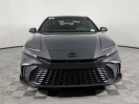 Used 2025 Toyota Camry SE FWD image 2