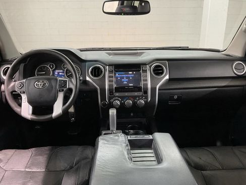 Used 2016 Toyota Tundra SR5 w/ SR5 Upgrade Package AWD/4WD image 7