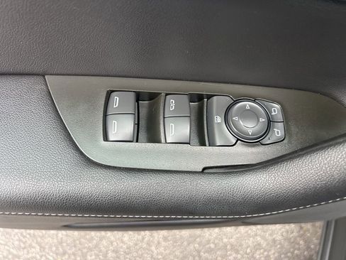 Used 2025 Chevrolet Blazer LT image 14