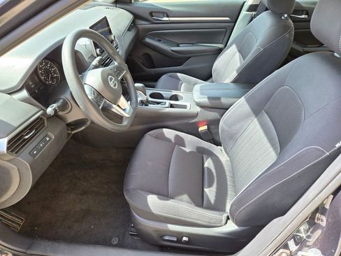 Used 2022 Nissan Altima 2.5 SV FWD image 6