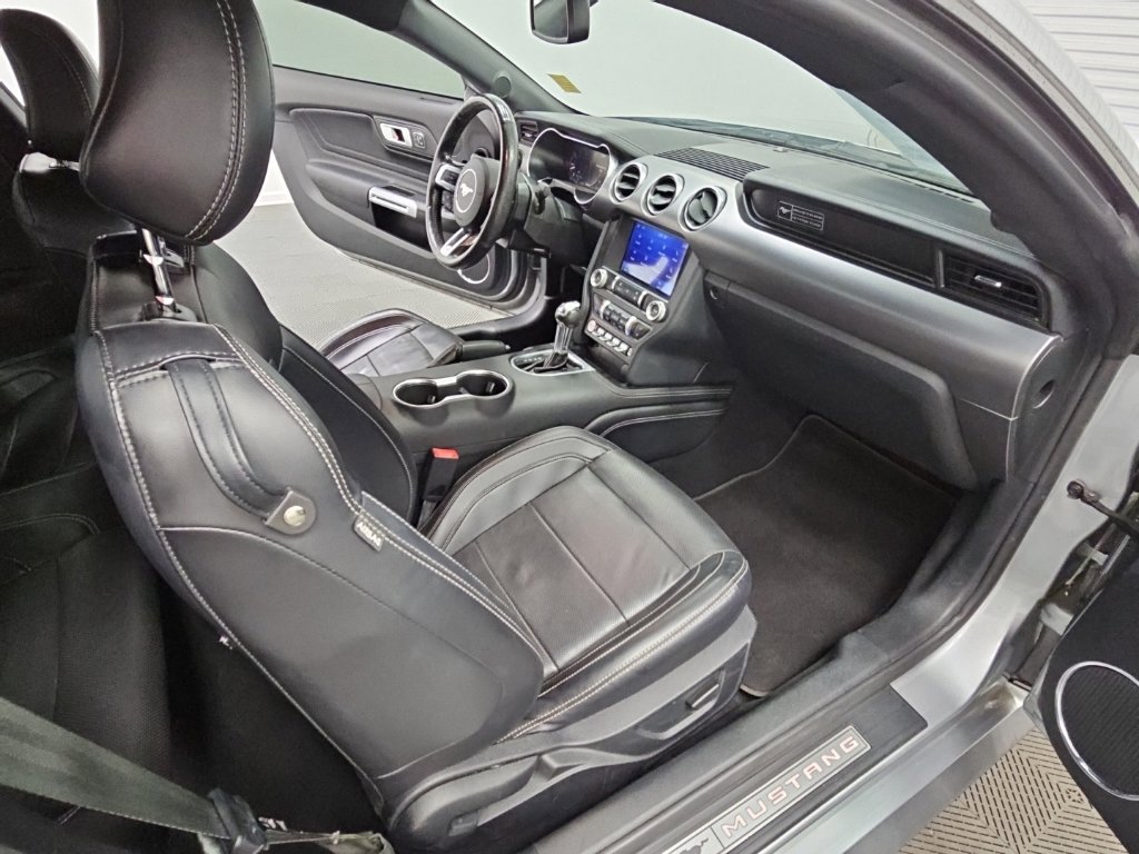 Used 2020 Ford Mustang GT Premium w/ Equipment Group 401A RWD image 30
