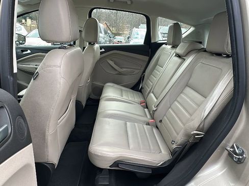 Used 2017 Ford C-MAX Energi Titanium w/ Equipment Group 501A image 13