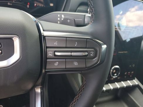 New 2026 GMC Terrain AT4 w/ Technology Package II AWD/4WD image 27