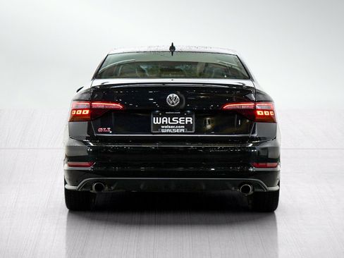 Used 2019 Volkswagen Jetta GLI Autobahn FWD image 4