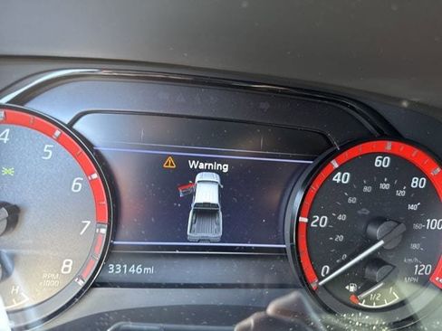 Certified 2024 Nissan Frontier PRO-4X w/ Technology Package image 3