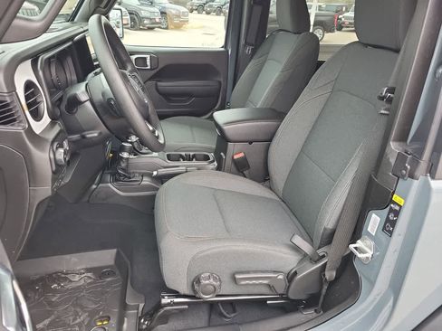 New 2026 Jeep Wrangler Sport AWD/4WD image 19