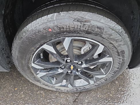 Used 2023 Chevrolet TrailBlazer LT w/ Convenience Package FWD image 9