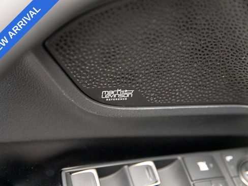 Used 2022 Lexus LX 600 4WD w/ Accessory Package (Z1) image 21