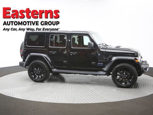 Used 2025 Jeep Wrangler Unlimited Sahara image 46