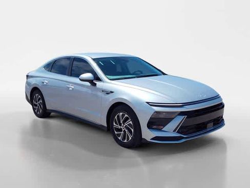 New 2026 Hyundai Sonata Blue FWD image 7