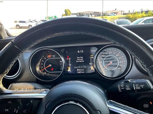 Used 2021 Jeep Wrangler Unlimited Sahara AWD/4WD image 26