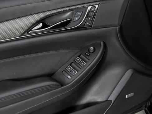 Used 2019 Cadillac CTS V image 18