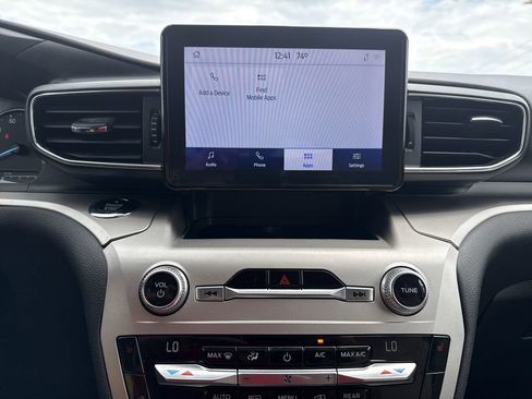Used 2021 Ford Explorer XLT w/ Equipment Group 202A RWD image 19