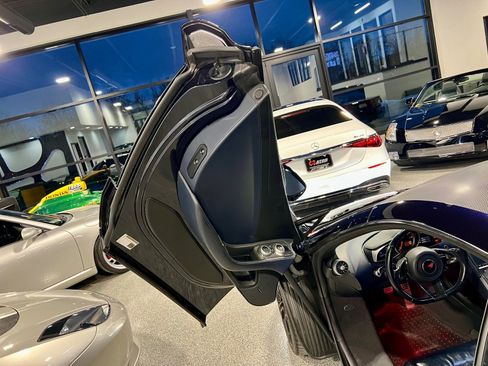 Used 2012 McLaren MP4-12C Coupe image 16