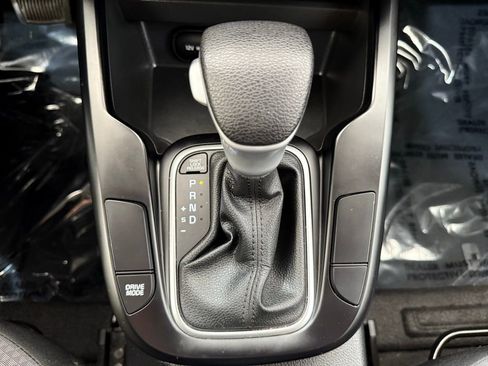 Used 2023 Kia Soul LX w/ LX Technology Package image 34