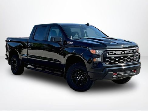 Used 2022 Chevrolet Silverado 1500 Custom Trail Boss AWD/4WD image 13