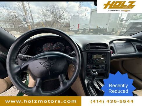 Used 1998 Chevrolet Corvette Convertible w/ Memory Pkg image 18