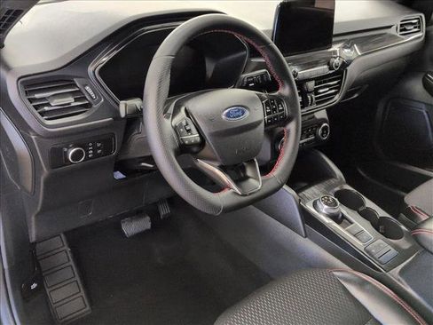 Used 2025 Ford Escape ST-Line image 10