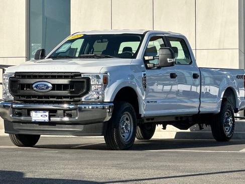 Used 2022 Ford F250 XL w/ Power Equipment Group image 7