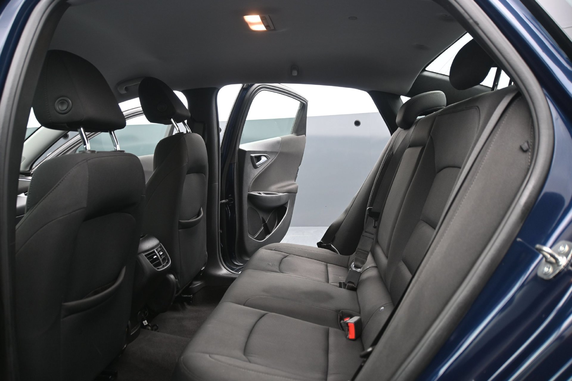 Used 2021 Chevrolet Malibu LT FWD image 15