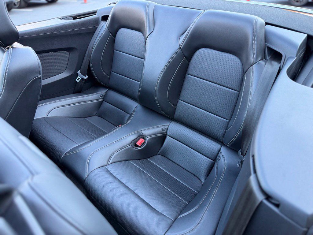 Used 2018 Ford Mustang GT Premium w/ Equipment Group 401A RWD image 31