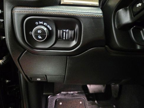 Used 2020 RAM 2500 Limited image 43