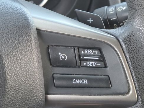 Used 2015 Subaru Impreza 2.0i Premium AWD/4WD image 5