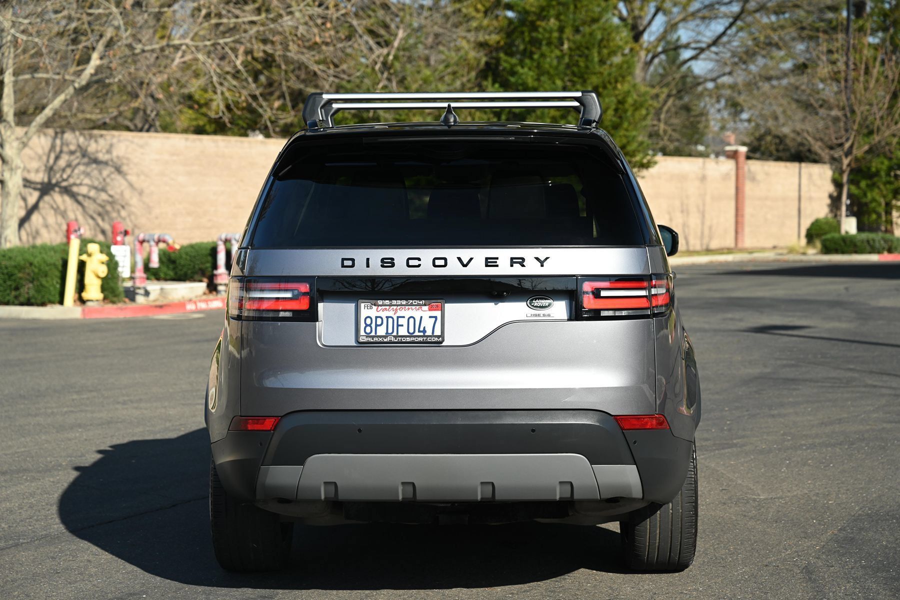 Used 2020 Land Rover Discovery HSE AWD/4WD image 6