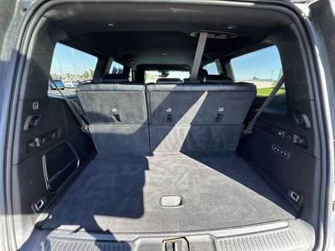 Used 2024 Jeep Wagoneer Series III w/ Flexible Seating Group image 26