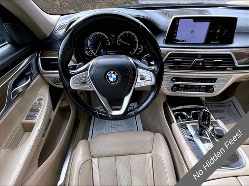 Used 2016 BMW 740i RWD image 5