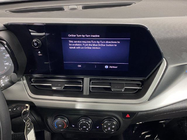Used 2024 Chevrolet Trax LS w/ LS Convenience Package FWD image 21