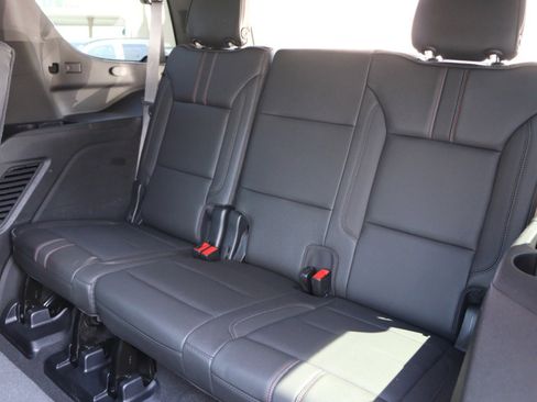 Used 2021 Chevrolet Tahoe RST image 34