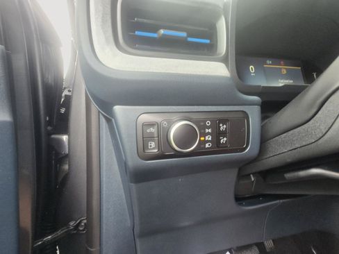 New 2026 Ford Maverick XLT FWD image 13