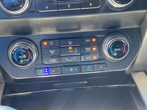 Used 2020 Ford F150 Platinum w/ Equipment Group 701A Luxury AWD/4WD image 26