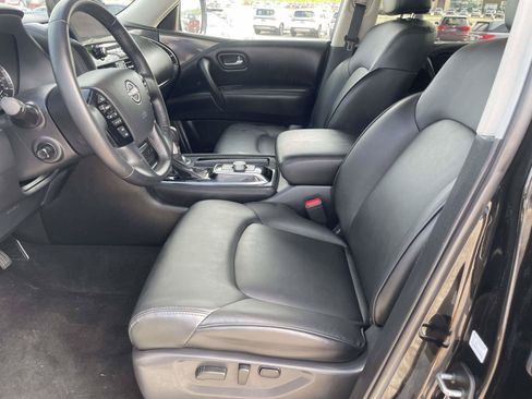 Used 2024 Nissan Armada SV AWD/4WD image 10