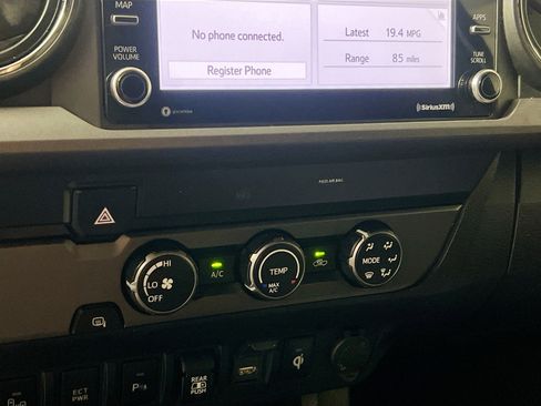 Used 2020 Toyota Tacoma TRD Sport w/ Technology Package RWD image 26